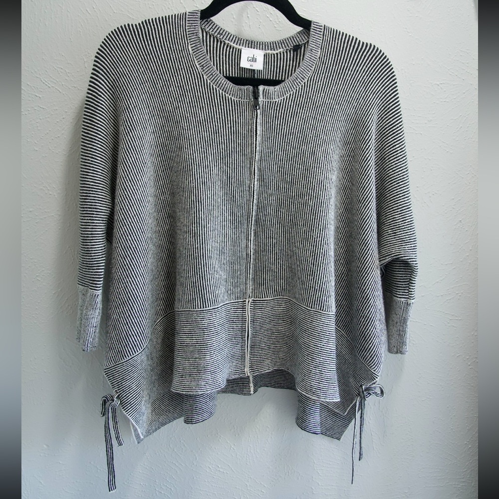 CABI Gray Cardigan Sweater with Ribbed Cuffs Y2K Cottage Core